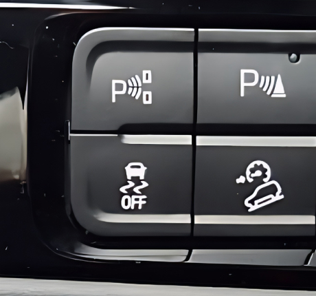 SELECTABLE TRACTION MODES